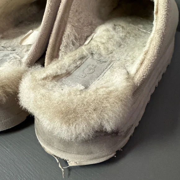 UGG Women's Discoquette Slide Slipper - Picture 7 of 7